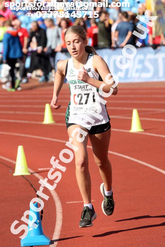 Womens under-17s  Northern 3 Stage Road Relay, SportsCity, Manchester. Photo: David T. Hewitson/Sports for All Pics